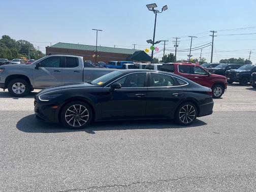 2020 Hyundai SONATA Limited