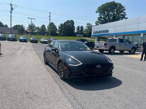 2020 Hyundai SONATA Limited