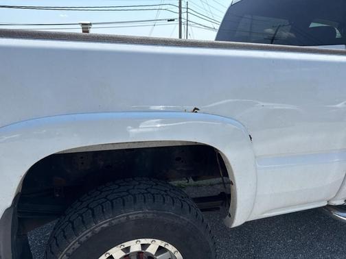 2005 Chevrolet Silverado 2500 LT H/D Crew Cab