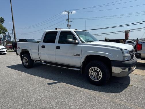 2005 Chevrolet Silverado 2500 LT H/D Crew Cab
