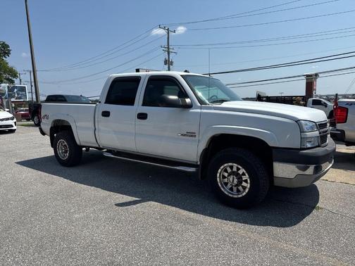 2005 Chevrolet Silverado 2500 LT H/D Crew Cab