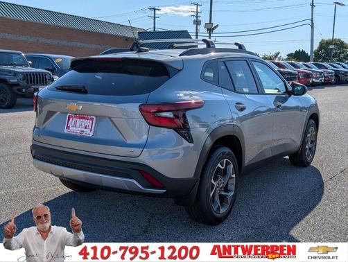 2025 Chevrolet Trax LT