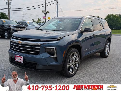 2025 Chevrolet Traverse LT
