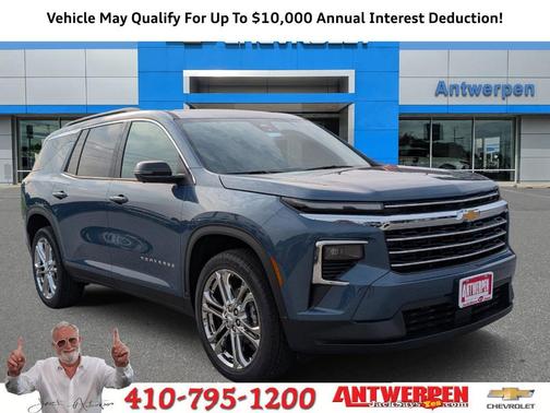 2025 Chevrolet Traverse LT