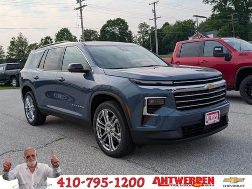 2025 Chevrolet Traverse LT