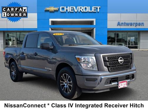 2023 Nissan Titan SV