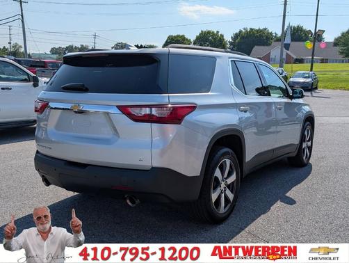 2021 Chevrolet Traverse LT Leather