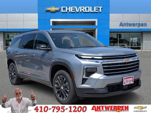 2025 Chevrolet Traverse LT
