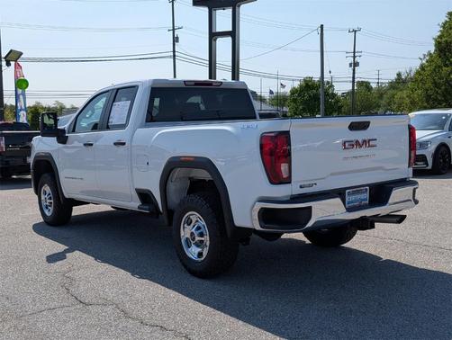 2024 GMC Sierra 2500 Pro