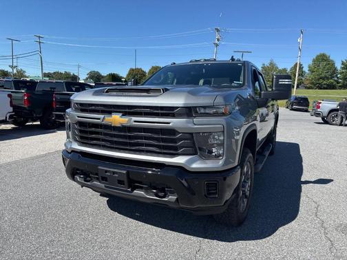 2025 Chevrolet Silverado 2500 Custom