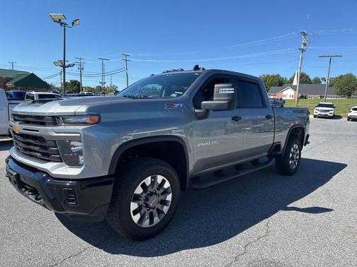 2025 Chevrolet Silverado 2500 Custom