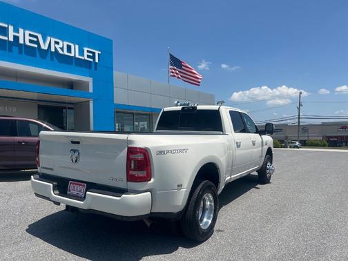 2024 RAM 3500 Laramie
