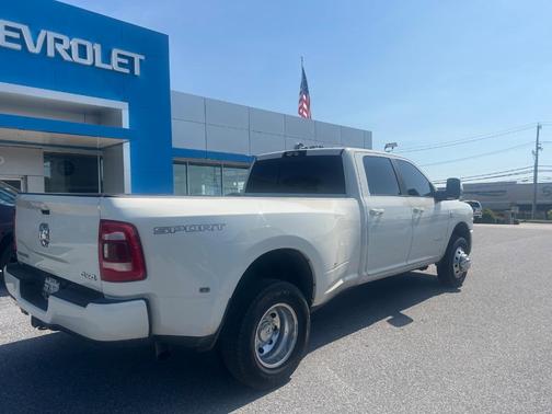 2024 RAM 3500 Laramie