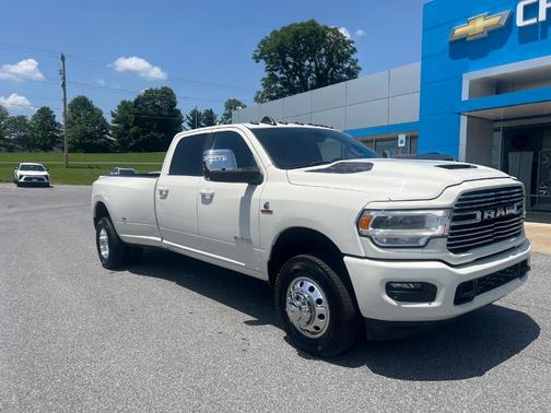 2024 RAM 3500 Laramie