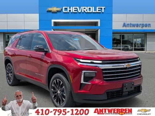 2025 Chevrolet Traverse LT