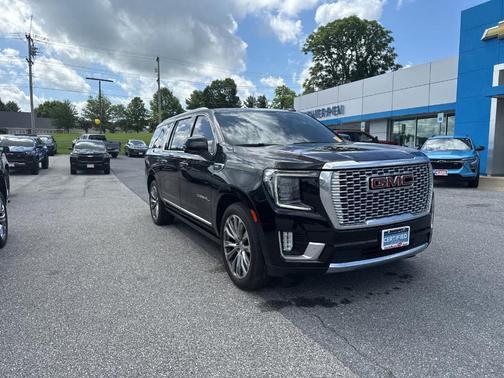 2023 GMC Yukon XL Denali