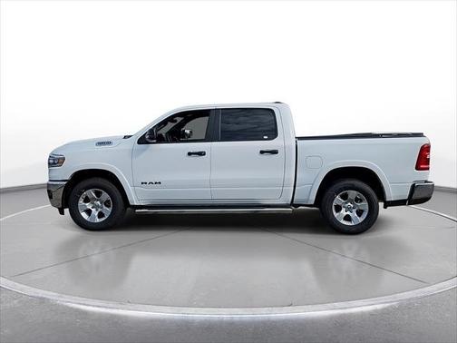 Bright White Clearcoat 2026 RAM 1500 Big Horn 4x4 Crew Cab 5'7" Box