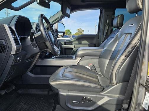 2022 Ford F-450 Platinum