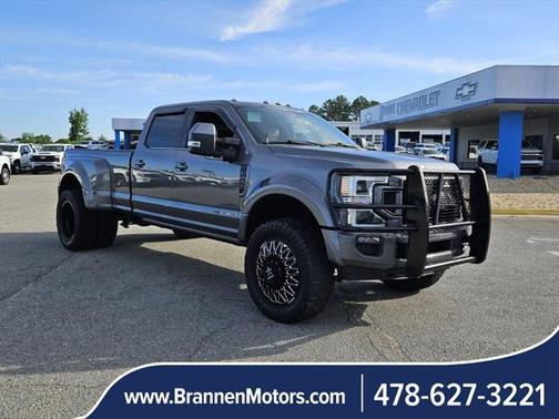 2022 Ford F-450 Platinum