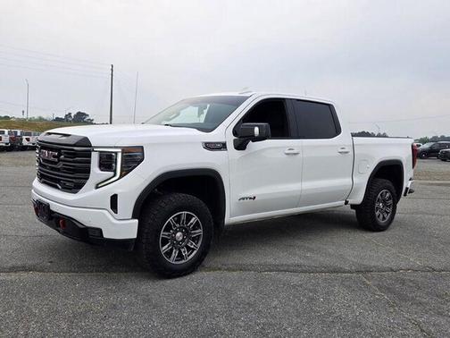 Summit White 2025 GMC Sierra 1500 AT4
