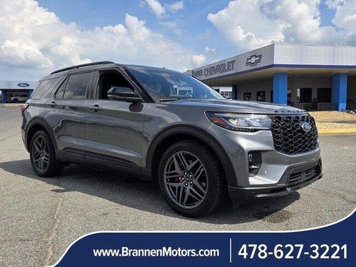 Carbonized Gray Metallic 2025 Ford Explorer ST