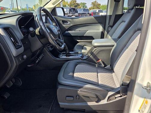 Summit White 2019 Chevrolet Colorado Z71