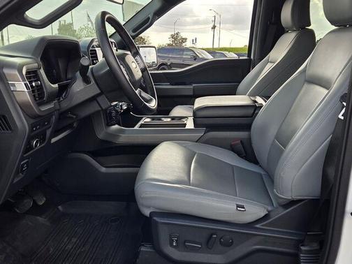 Oxford White 2024 Ford F-150 XLT