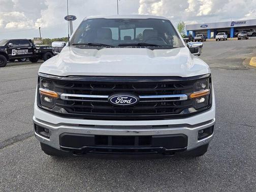 Oxford White 2024 Ford F-150 XLT