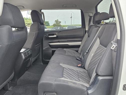2018 Toyota Tundra SR5