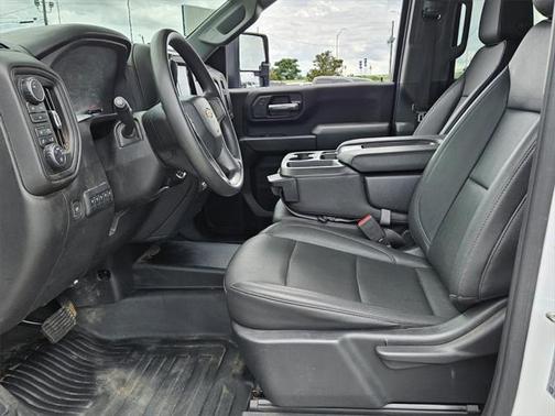 2024 Chevrolet Silverado 3500 WT