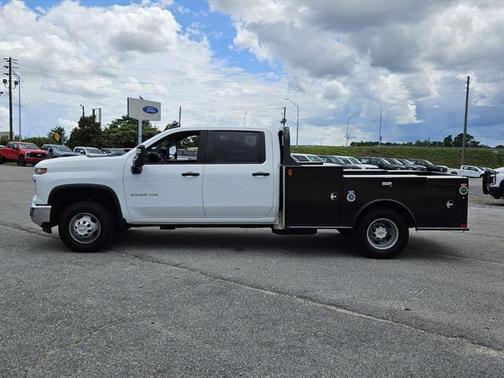 2024 Chevrolet Silverado 3500 WT