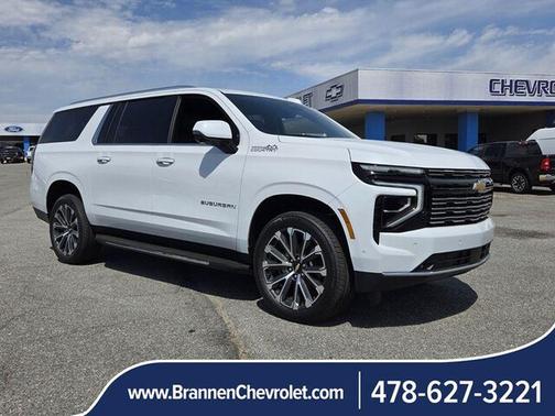 Polar White Tricoat 2026 Chevrolet Suburban High Country, RWD