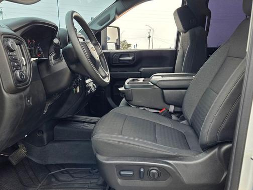 2022 Chevrolet Silverado 2500 Custom