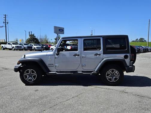 2016 Jeep Wrangler Unlimited Sport