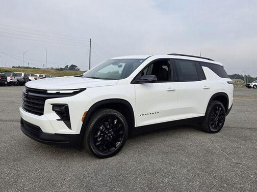 Summit White 2026 Chevrolet Traverse LT