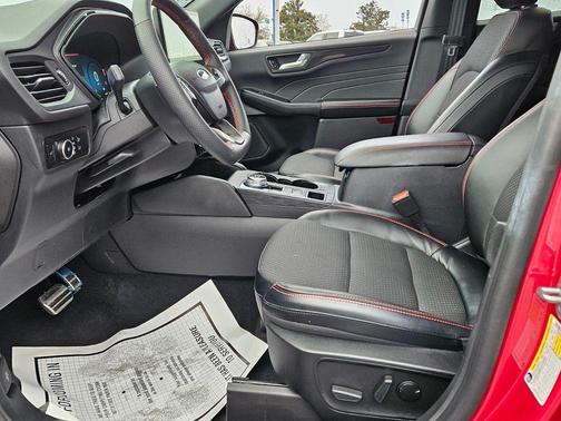 2023 Ford Escape ST-Line Select