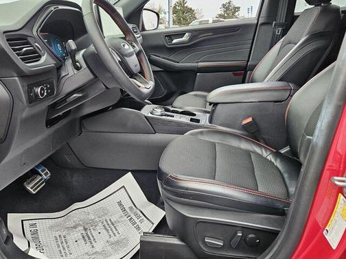 Rapid Red Metallic Tinted Clearcoat 2023 Ford Escape ST-Line Select