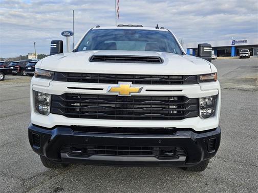 2026 Chevrolet Silverado 2500 Custom