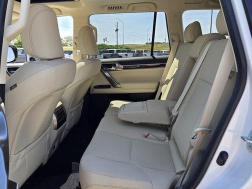 Eminent White Pearl 2023 Lexus GX 460 Premium