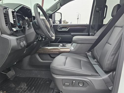 2026 Chevrolet Silverado 3500 LT