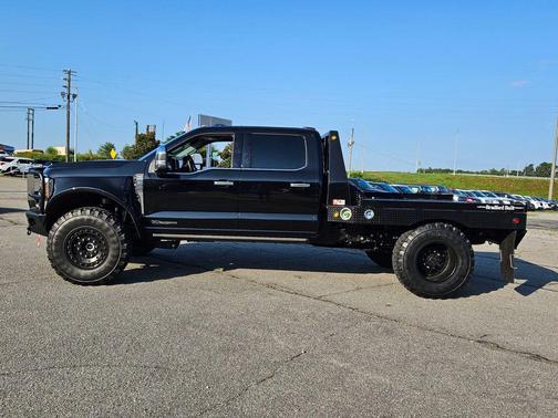 2025 Ford F-450 Lariat