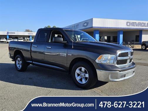 2016 RAM 1500 SLT
