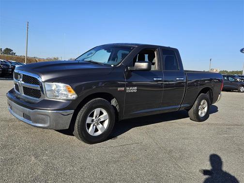 2016 RAM 1500 SLT