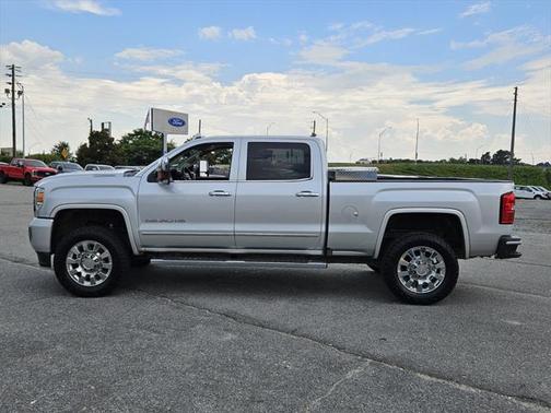 2019 GMC Sierra 2500 Denali