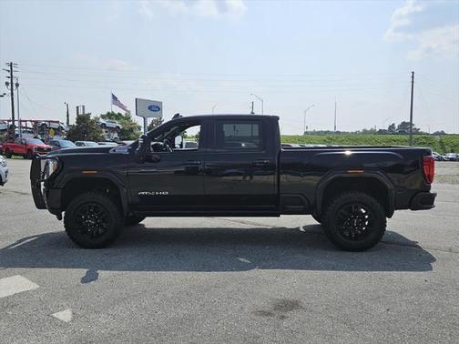 2022 GMC Sierra 2500 AT4