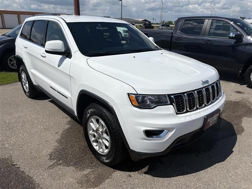2020 Jeep Grand Cherokee Laredo E