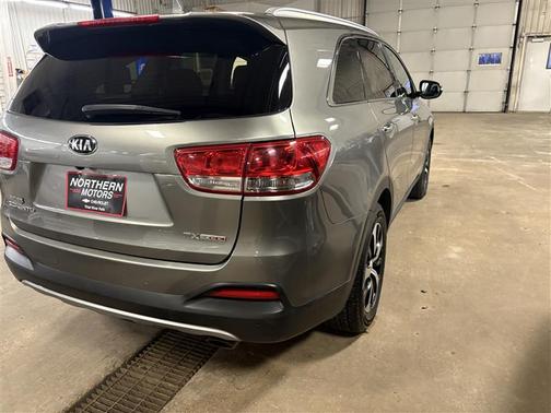 2017 Kia Sorento EX