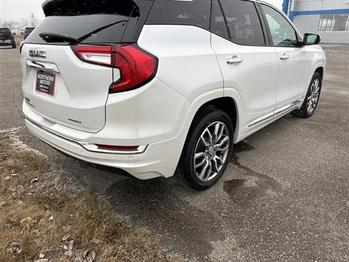 2023 GMC Terrain Denali