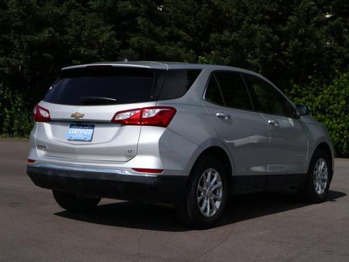 Silver Ice Metallic 2019 Chevrolet Equinox 1LT