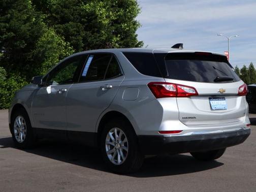 Silver Ice Metallic 2019 Chevrolet Equinox 1LT